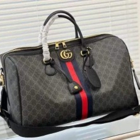 Duffle black bag premium quality with dust cover
