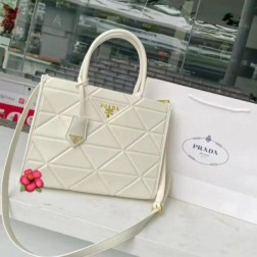 Leather white tote bag with dust cover & dust bag