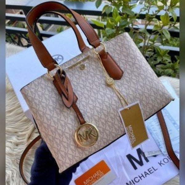 Premium quality white speedy bag with box