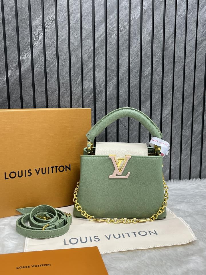 Capucines small shoulder bag with doublebox
