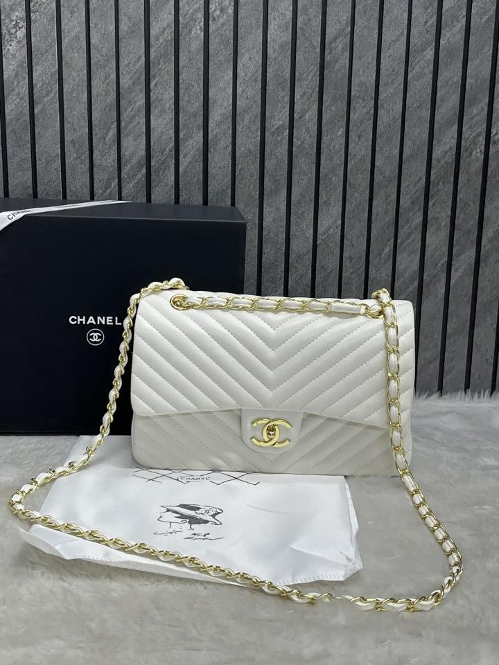 Jumbo large highend white shoulderbag with doublebox