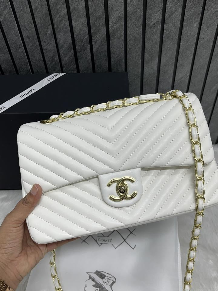 Jumbo large highend white shoulderbag with doublebox