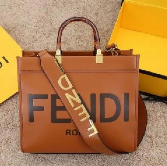 Ladies trendy leather brown handbag big size