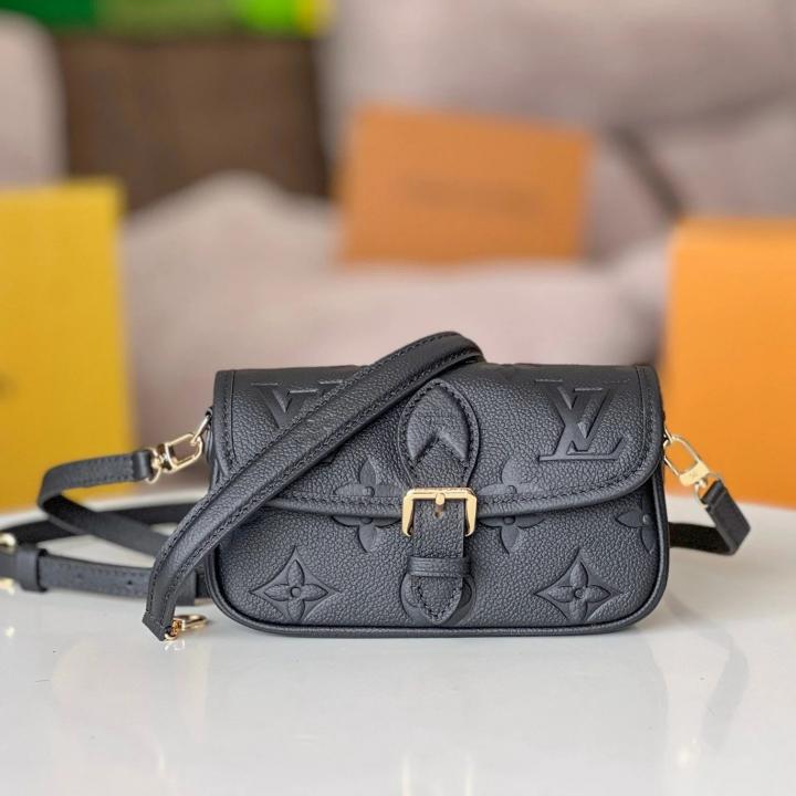 Diane nano black mono bag with doublebox