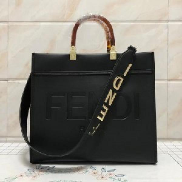 Ladies trendy leather black handbag big size