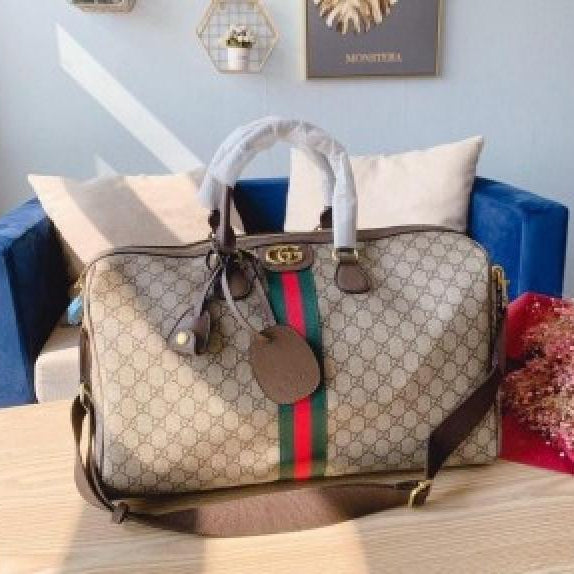 Duffle beige bag premium quality with dust cover