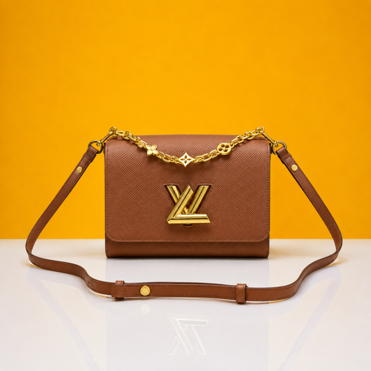 Twist mm brown shoulderbag with doublebox