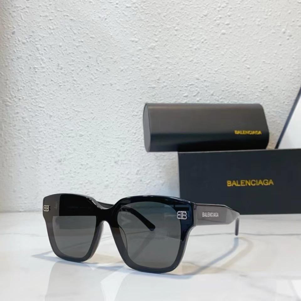 Women sunglasses BB0389S
