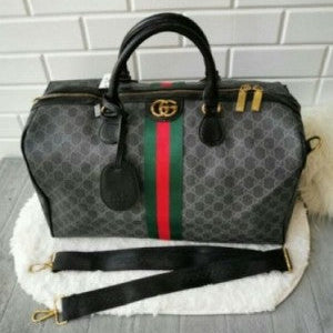 Duffle black bag premium quality with dust cover